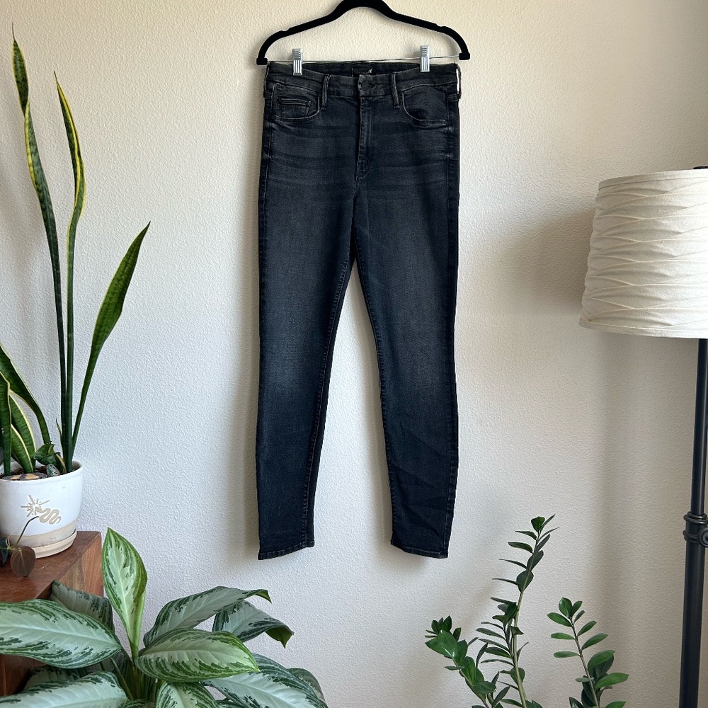 Size 31 - Mother Jeans; The Looker